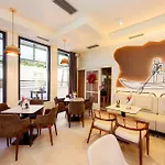 Mb Hotel