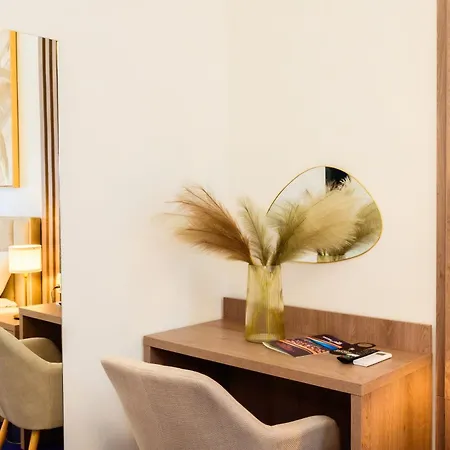 Mb Hotel 3*