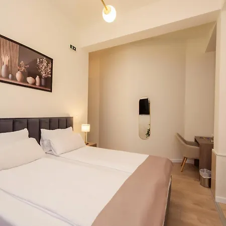 Mb Hotel