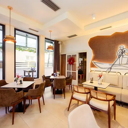 Mb Hotel