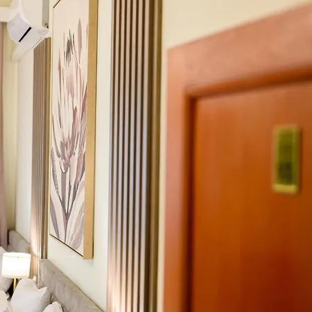 Hotel Mb 3*