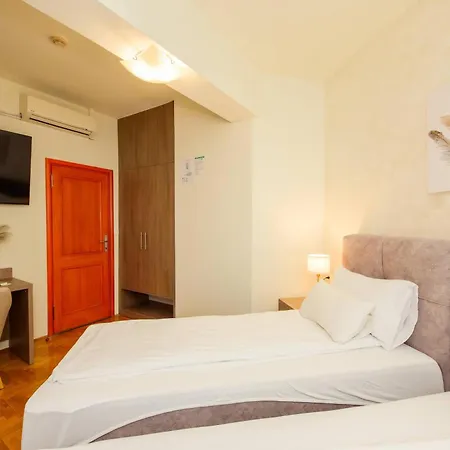 Hotel Mb